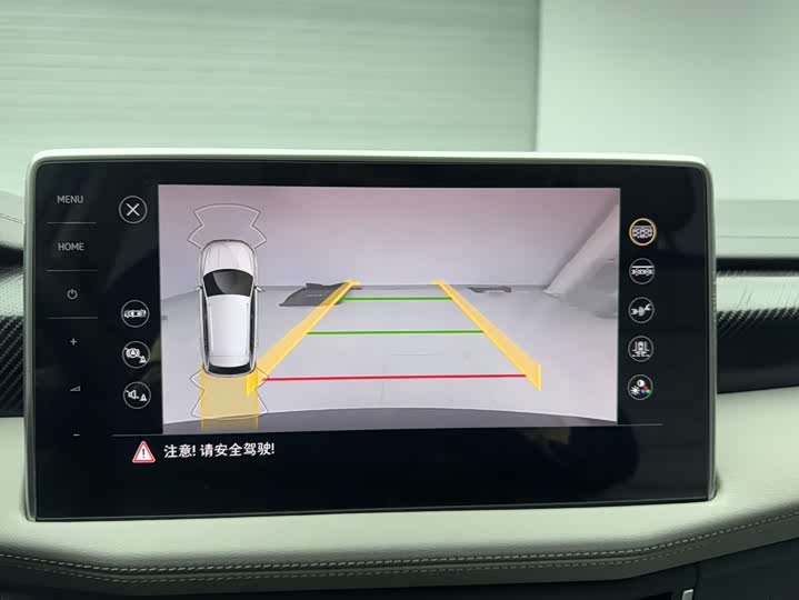 Фото 17 - Volkswagen Tayron