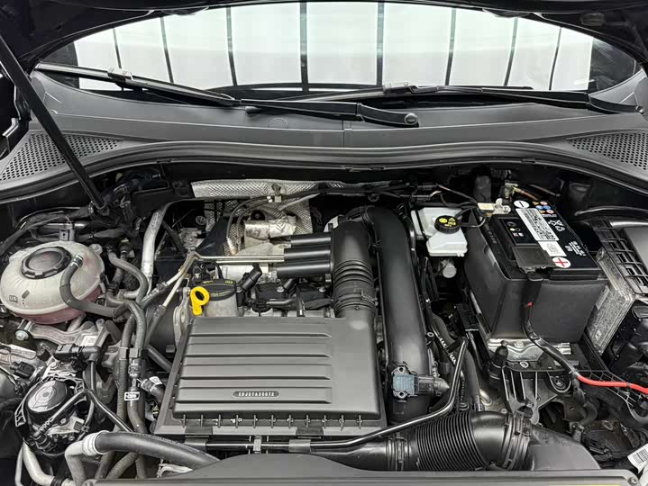 Фото 22 - Volkswagen Tayron