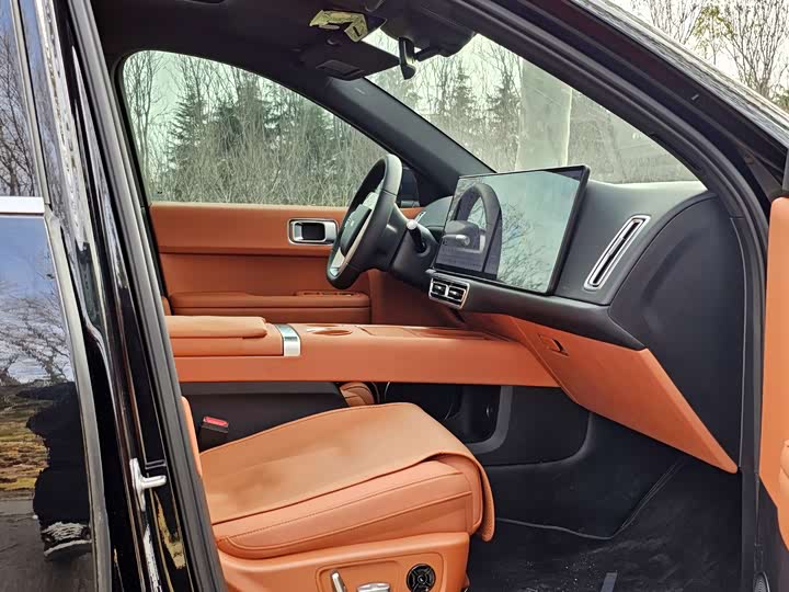 Фото 8 - LiXiang L6