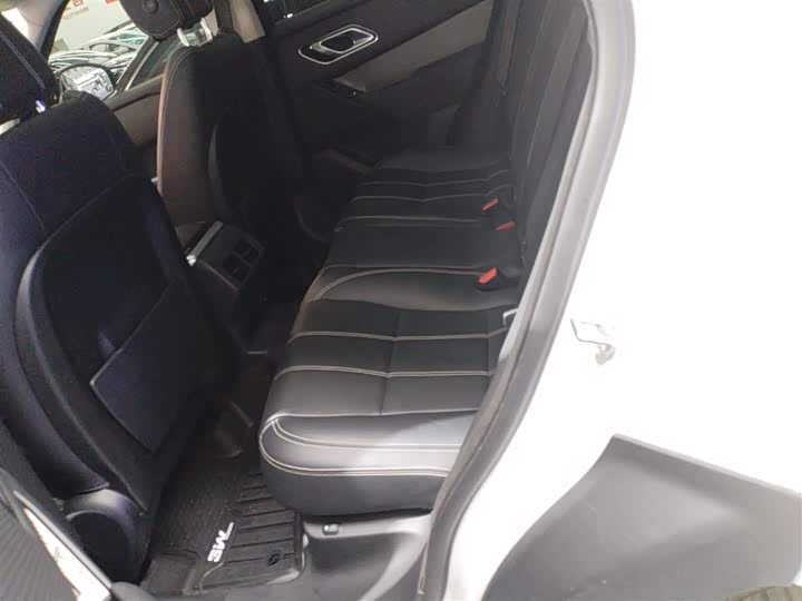 Фото 17 - Land Rover Range Rover Velar