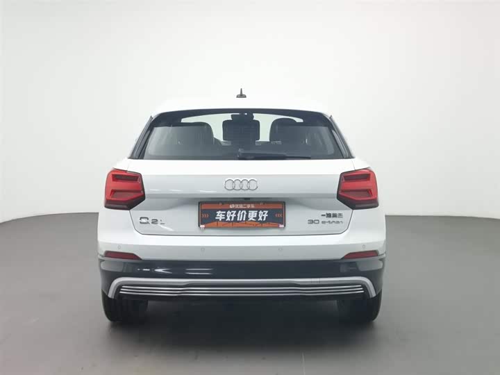Фото 4 - Audi Q2L e-tron