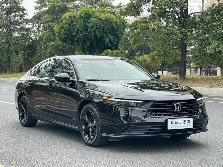 Фото 3 - Honda Accord