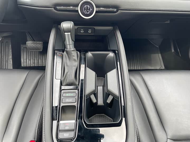 Фото 9 - Honda Accord