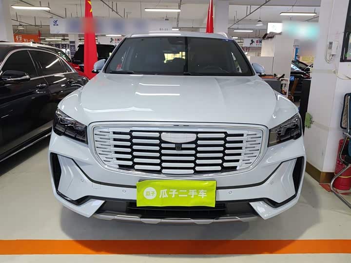 Фото 3 - Geely Monjaro