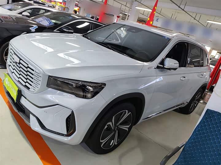 Фото 5 - Geely Monjaro