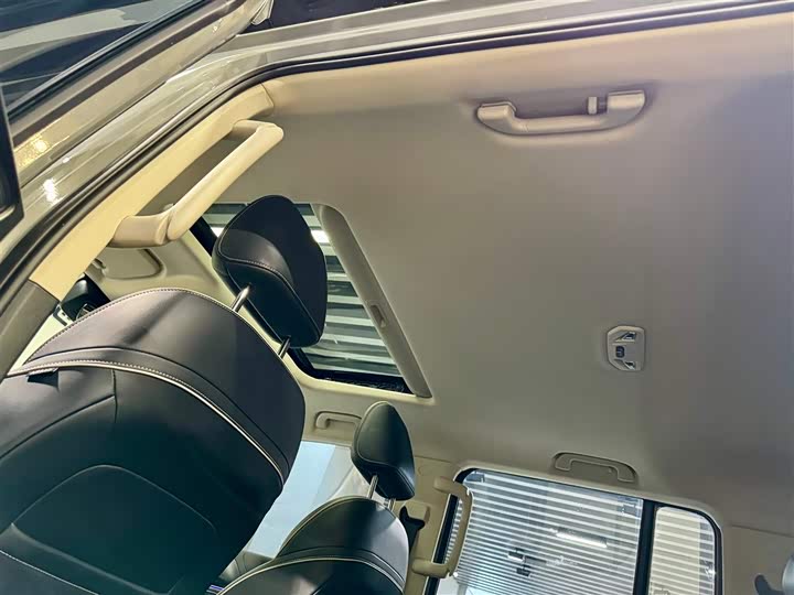 Фото 23 - Tank 300