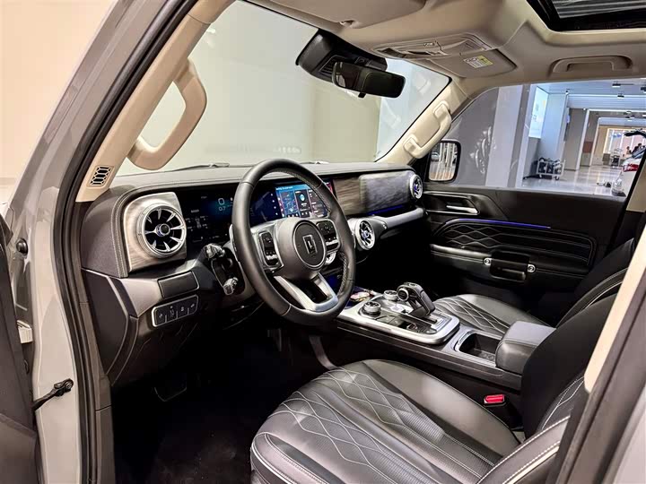 Фото 24 - Tank 300