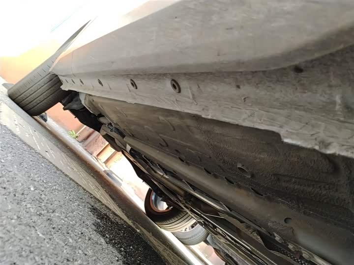 Фото 16 - Dongfeng Aeolus Haohan