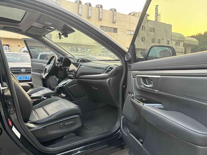 Фото 10 - Honda CR-V Hybrid