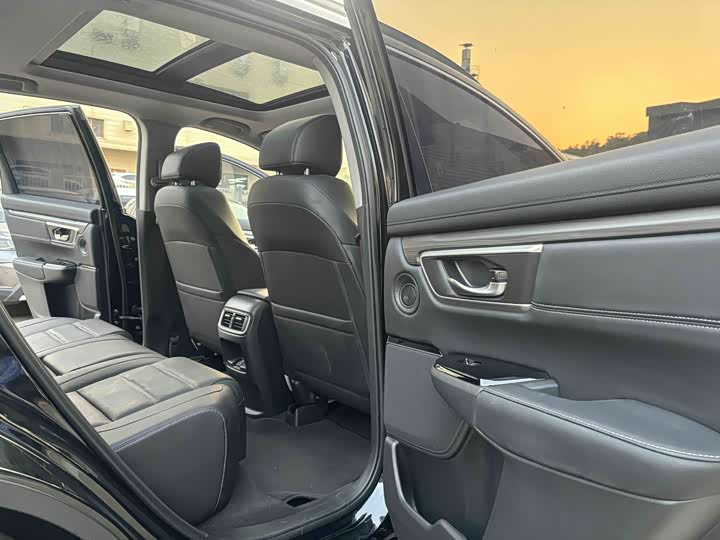 Фото 11 - Honda CR-V Hybrid