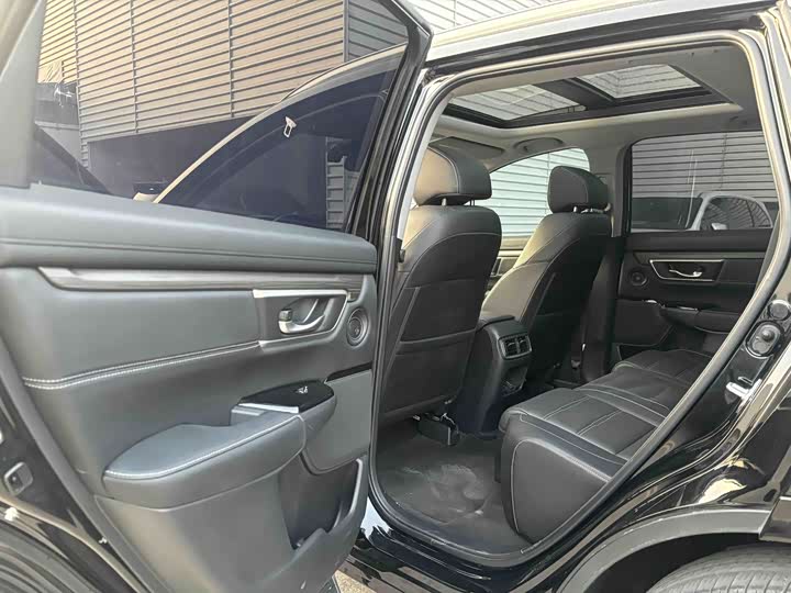 Фото 15 - Honda CR-V Hybrid