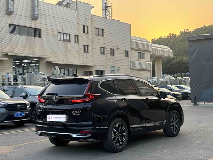 Фото 5 - Honda CR-V Hybrid