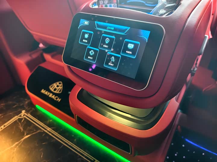 Фото 24 - Mercedes-Benz Vito