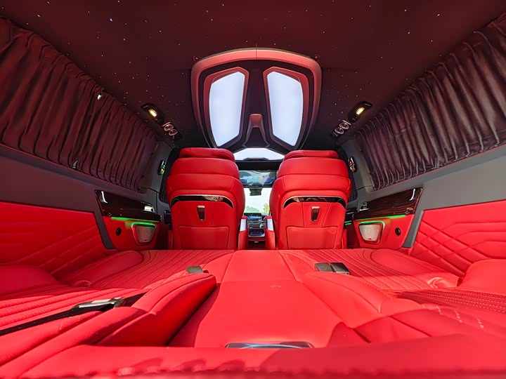 Фото 33 - Mercedes-Benz Vito