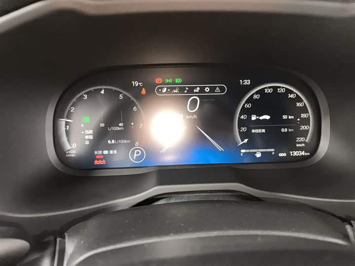 Фото 12 - Toyota RAV4