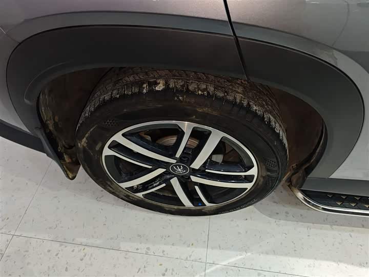 Фото 26 - BYD Song L DM-i Hybrid