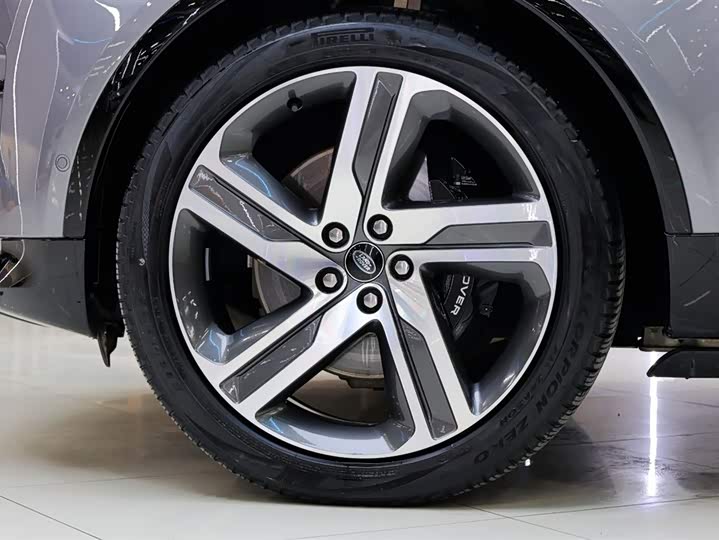 Фото 12 - Land Rover Discovery