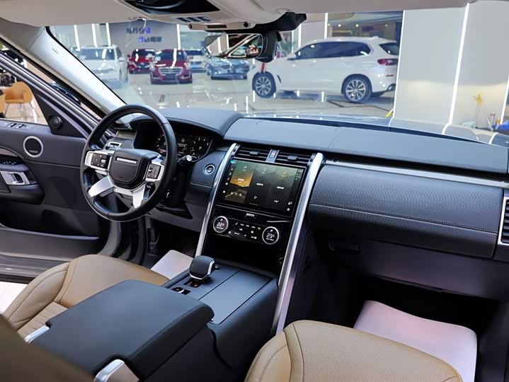 Фото 18 - Land Rover Discovery