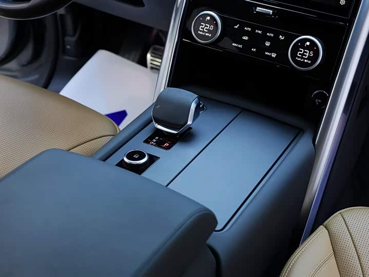 Фото 20 - Land Rover Discovery