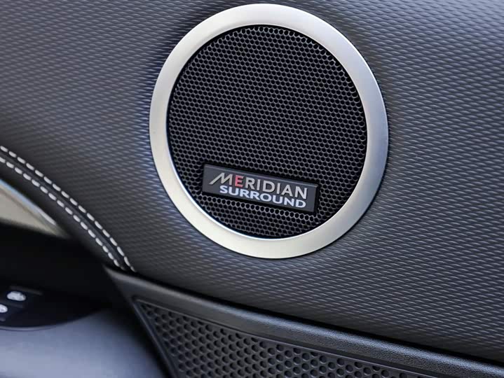 Фото 25 - Land Rover Discovery