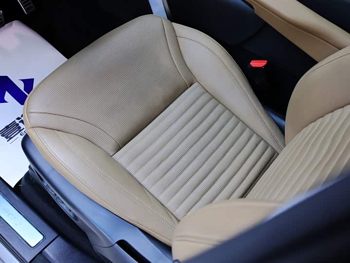 Фото 28 - Land Rover Discovery