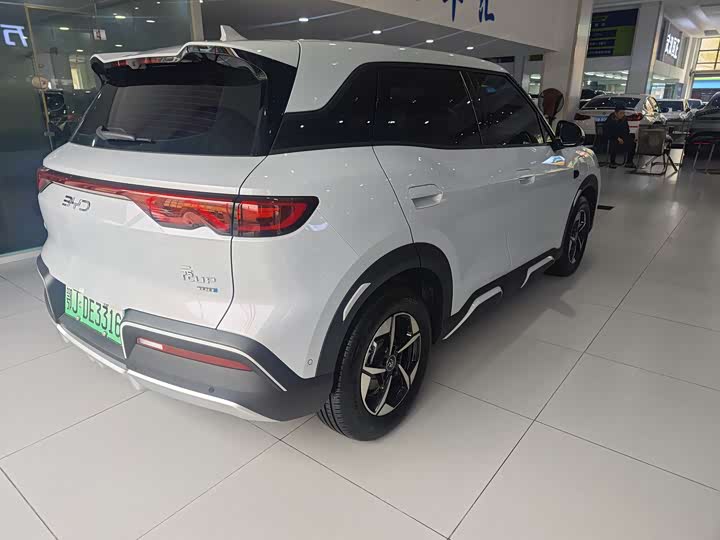 Фото 4 - BYD Yuan Up