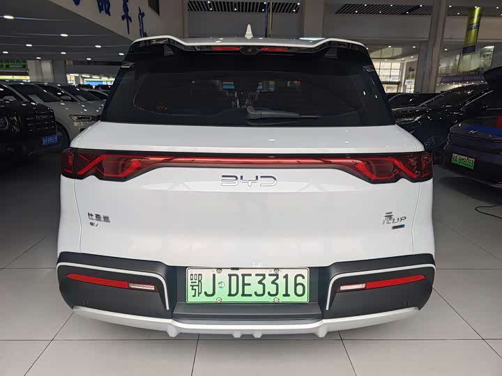 Фото 5 - BYD Yuan Up