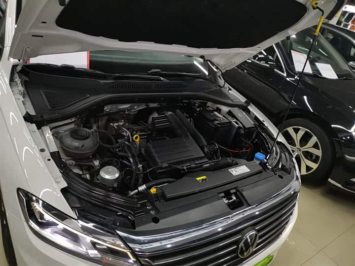 Фото 20 - Volkswagen Lavida