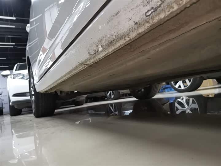 Фото 21 - Volkswagen Lavida