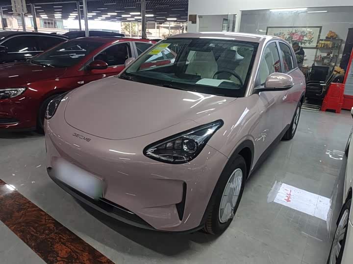 Фото 1 - Geely Galaxy Geome