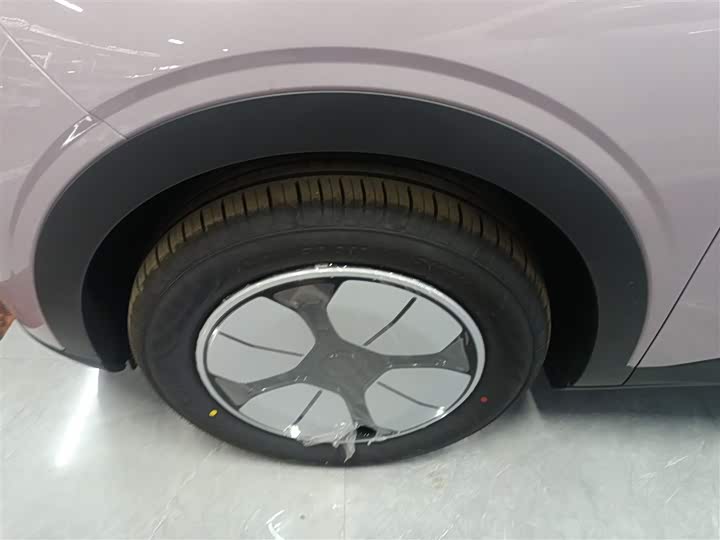 Фото 23 - Geely Galaxy Geome