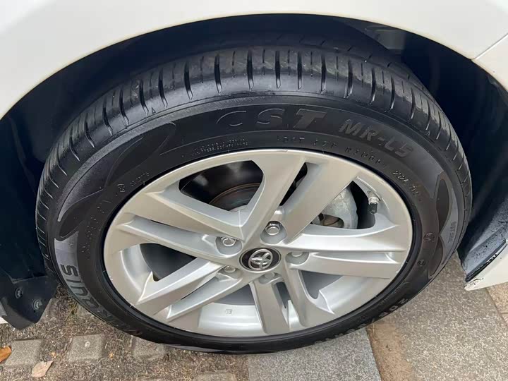 Фото 17 - Toyota Levin