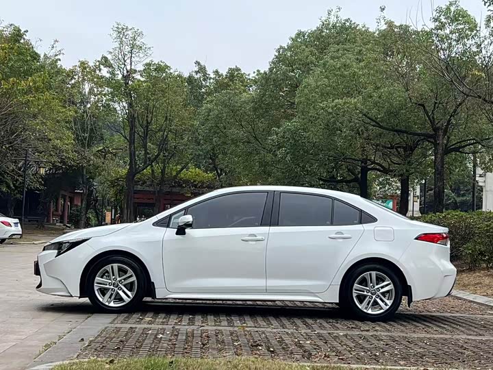 Фото 8 - Toyota Levin