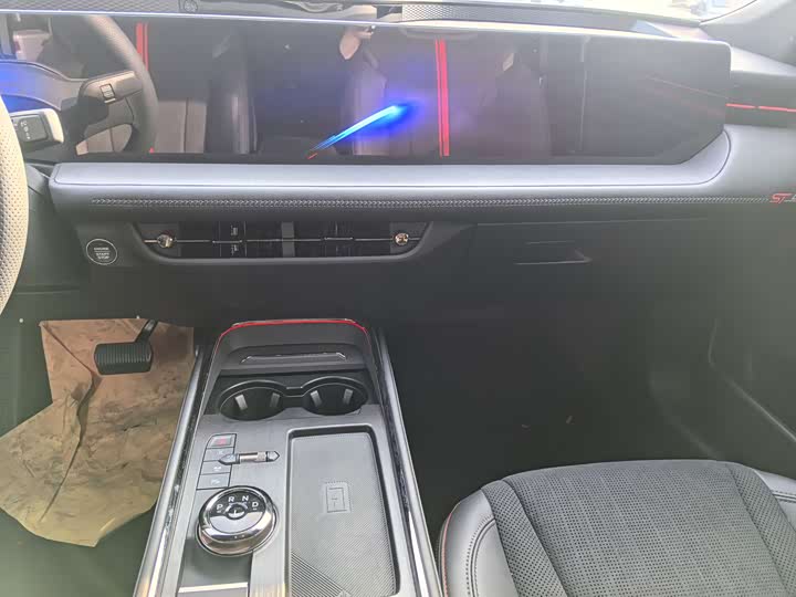 Фото 10 - Ford Mondeo