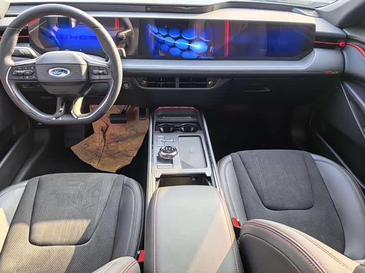 Фото 8 - Ford Mondeo