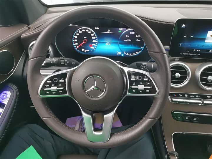 Фото 11 - Mercedes-Benz GLC-Class