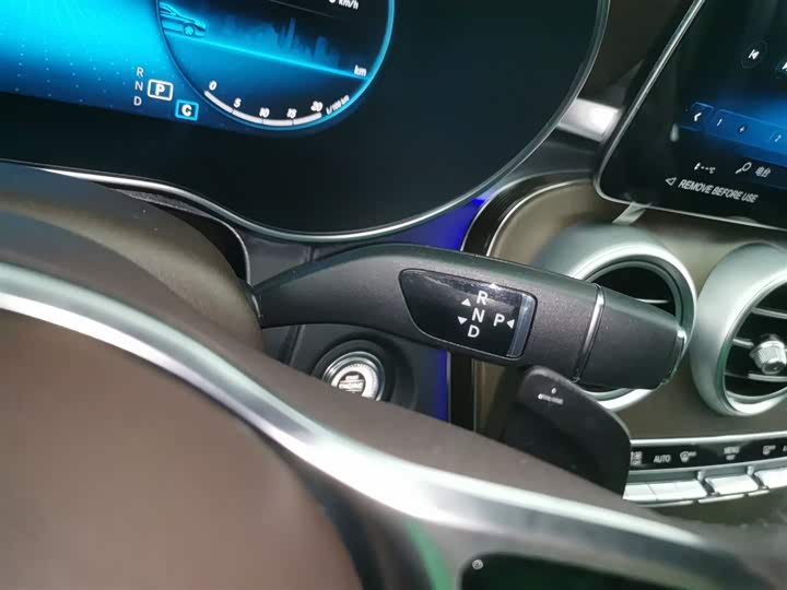 Фото 14 - Mercedes-Benz GLC-Class