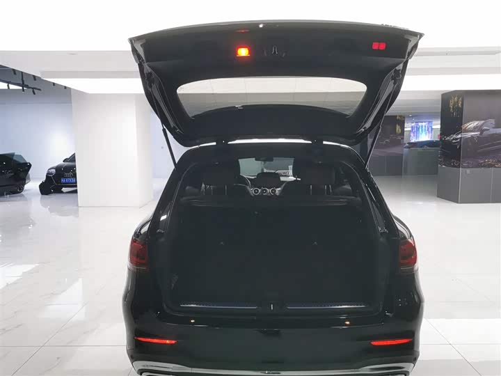 Фото 19 - Mercedes-Benz GLC-Class