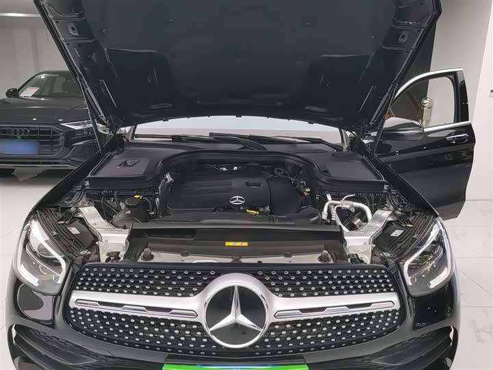 Фото 20 - Mercedes-Benz GLC-Class