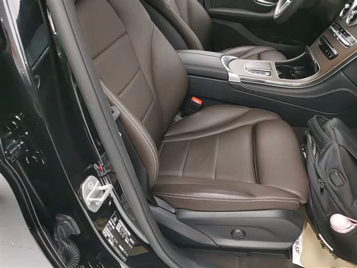 Фото 25 - Mercedes-Benz GLC-Class