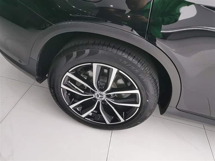 Фото 26 - Mercedes-Benz GLC-Class