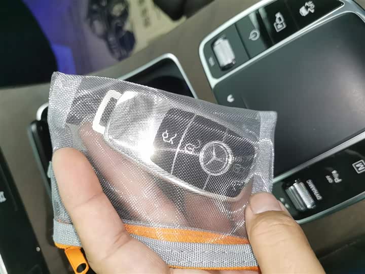 Фото 9 - Mercedes-Benz GLC-Class