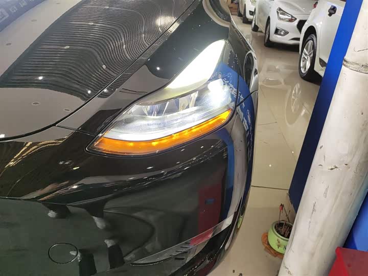 Фото 24 - Tesla Model Y