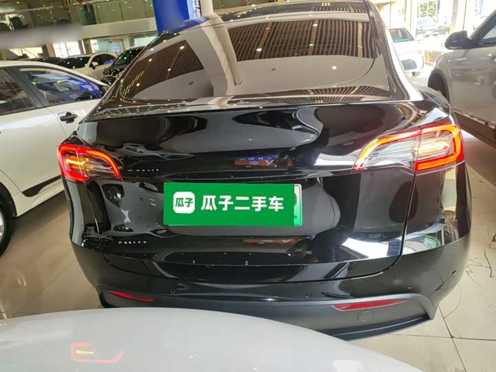 Фото 6 - Tesla Model Y