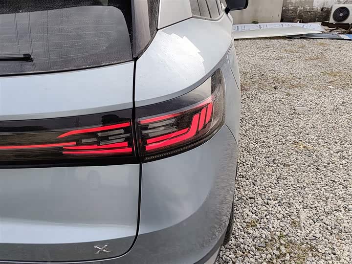 Фото 8 - Volkswagen ID.4 X