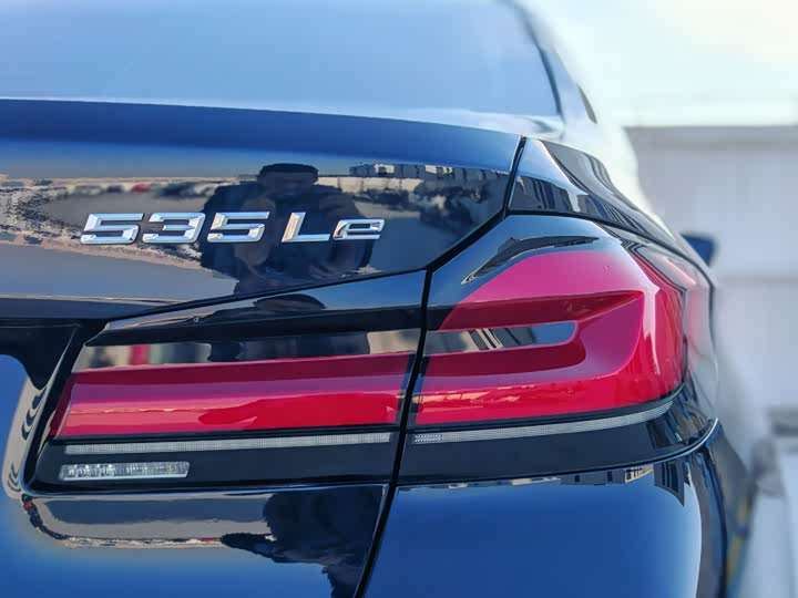 Фото 13 - BMW 5 Series Hybrid