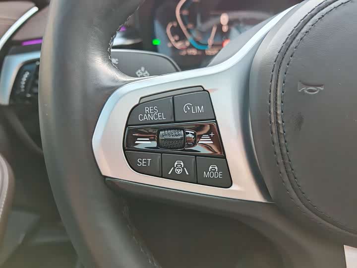 Фото 26 - BMW 5 Series Hybrid