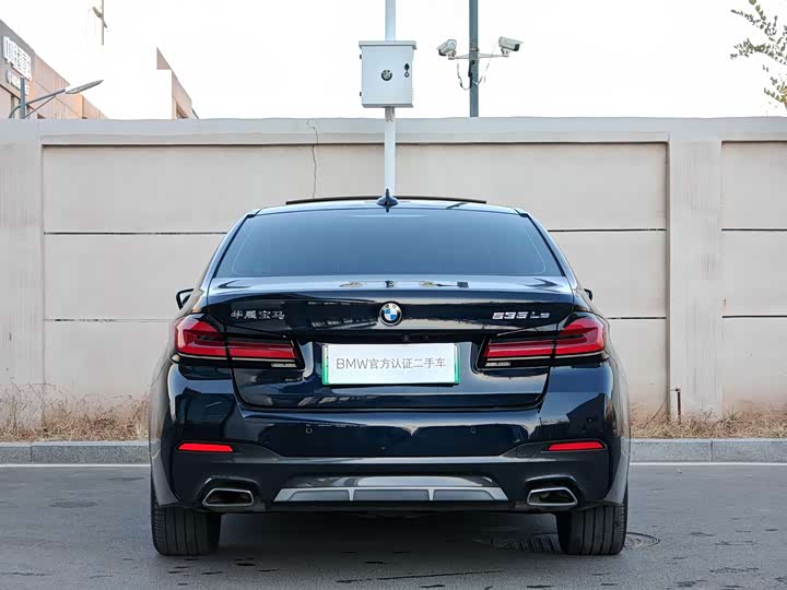 Фото 5 - BMW 5 Series Hybrid