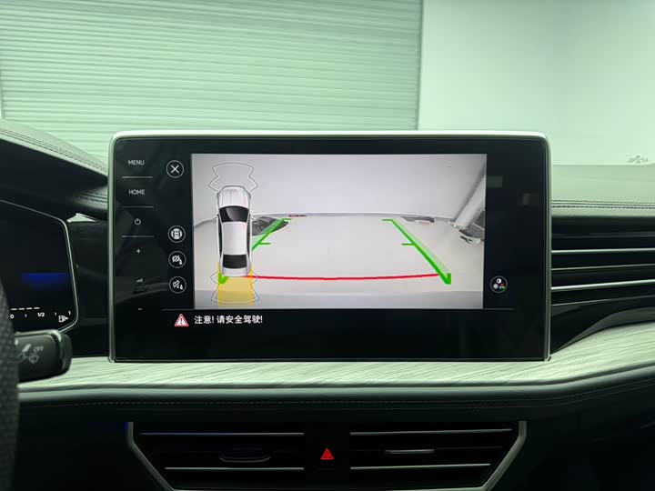 Фото 19 - Volkswagen Sagitar L