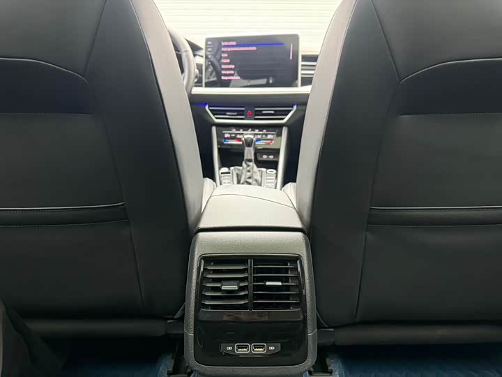 Фото 21 - Volkswagen Sagitar L